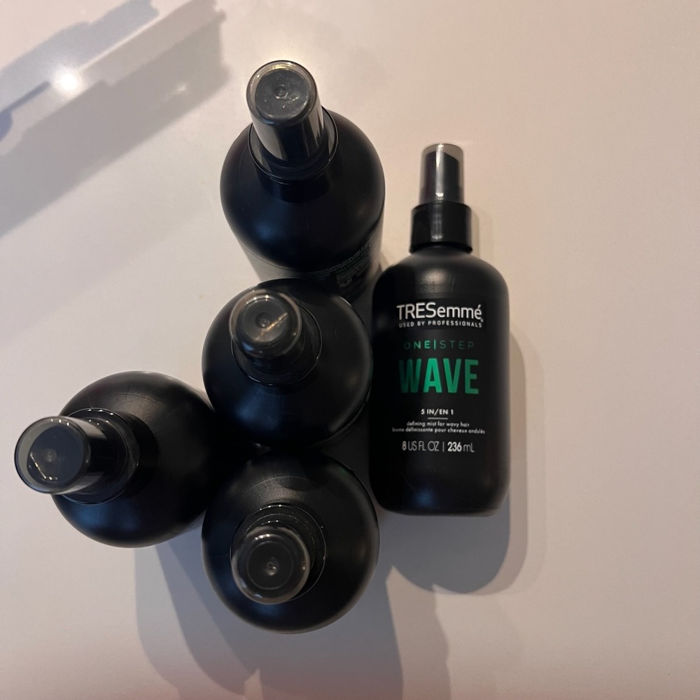 NEW lot of 5 Tresemme One Step 5-In-1 Defining Mist Wavy Hair 236ml